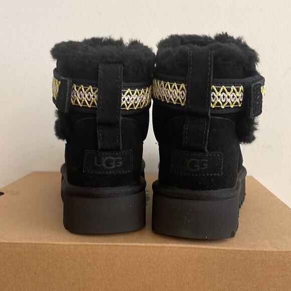 UGG Classic Ultra Mini Alpsey Boots Black USA Women Size 7/UK 5/EU 38 - Picture 10 of 15